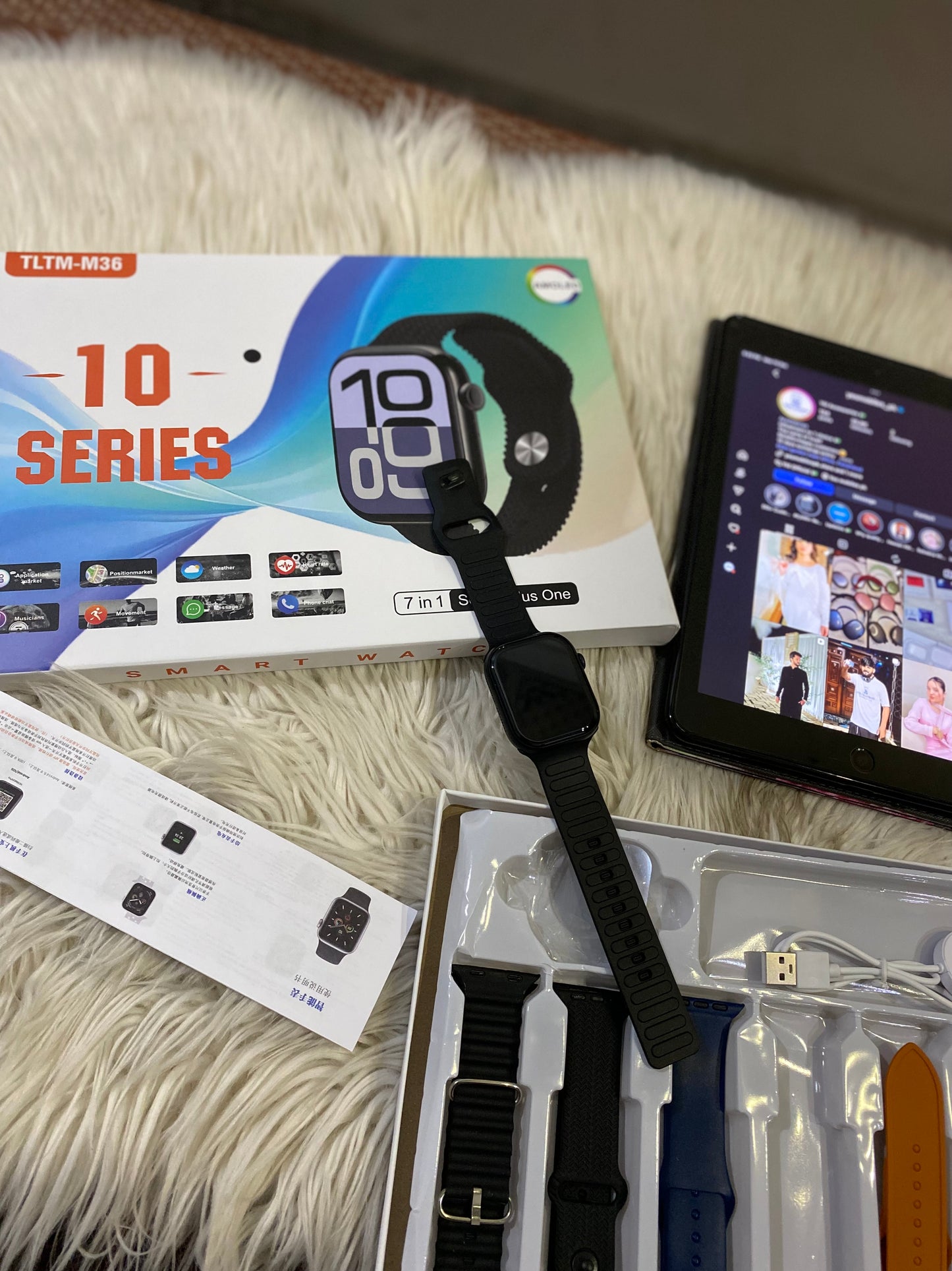 Series 10 with 7 straps and Free Black Aura Watch